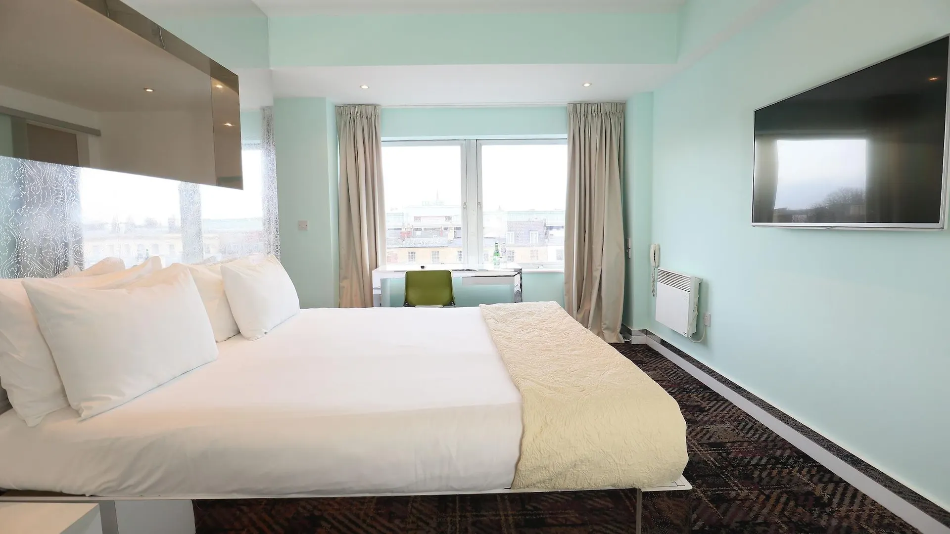 Citrus Hotel Cheltenham By Compass Hospitality