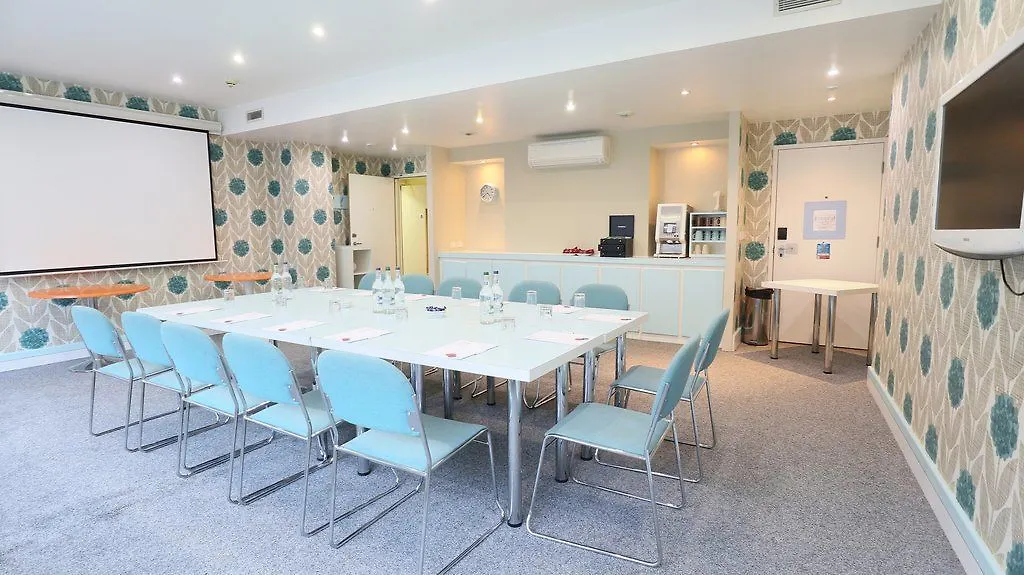 Citrus Hotel Cheltenham By Compass Hospitality